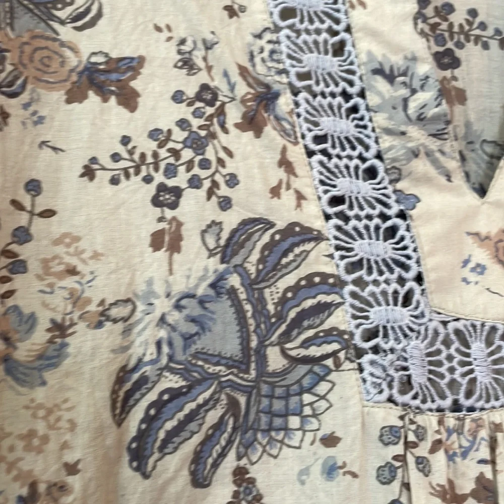 BoHo style, casual,long sleeve blouse - Picture 2 of 4